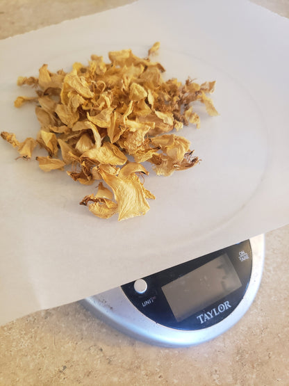 golden poppy flower petal tea